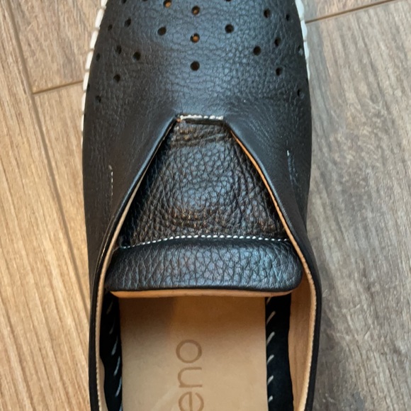 38 BUENO Denmark Perforated Black Slipon Sneaker - Picture 8 of 9